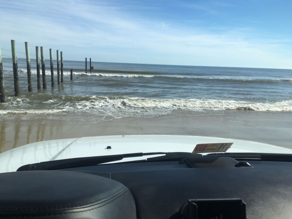 Absolutely gorgeous day at Corolla 4WD Beach!  Lots of Jeeps there today!  Any of you guys see me out there playing around?  :)