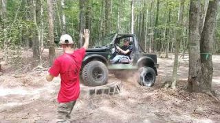 Big Jeep TJ (37s) vs Little Suzuki Samurai : Hampton Roads Jeep Family at the W2W Proving Grounds